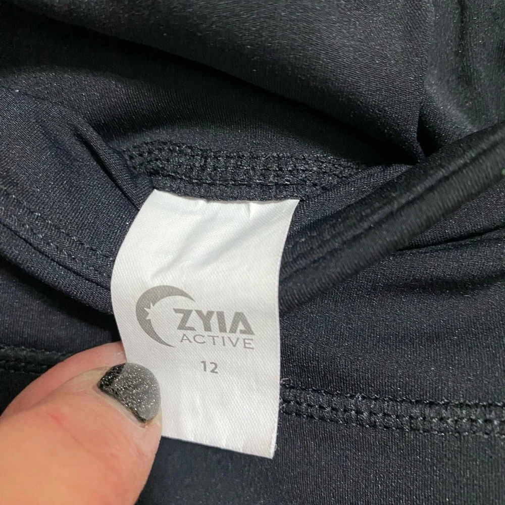 ZYIA cute leggings